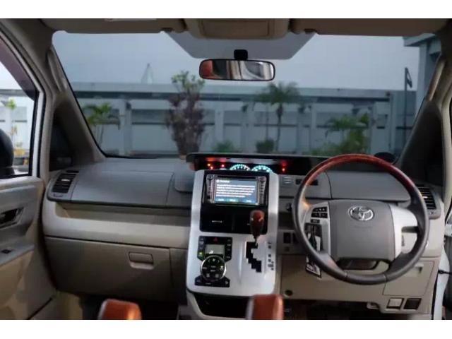 2013 Toyota Nav1 Tipe V ANTIK Istimewa Pribadi Terawat